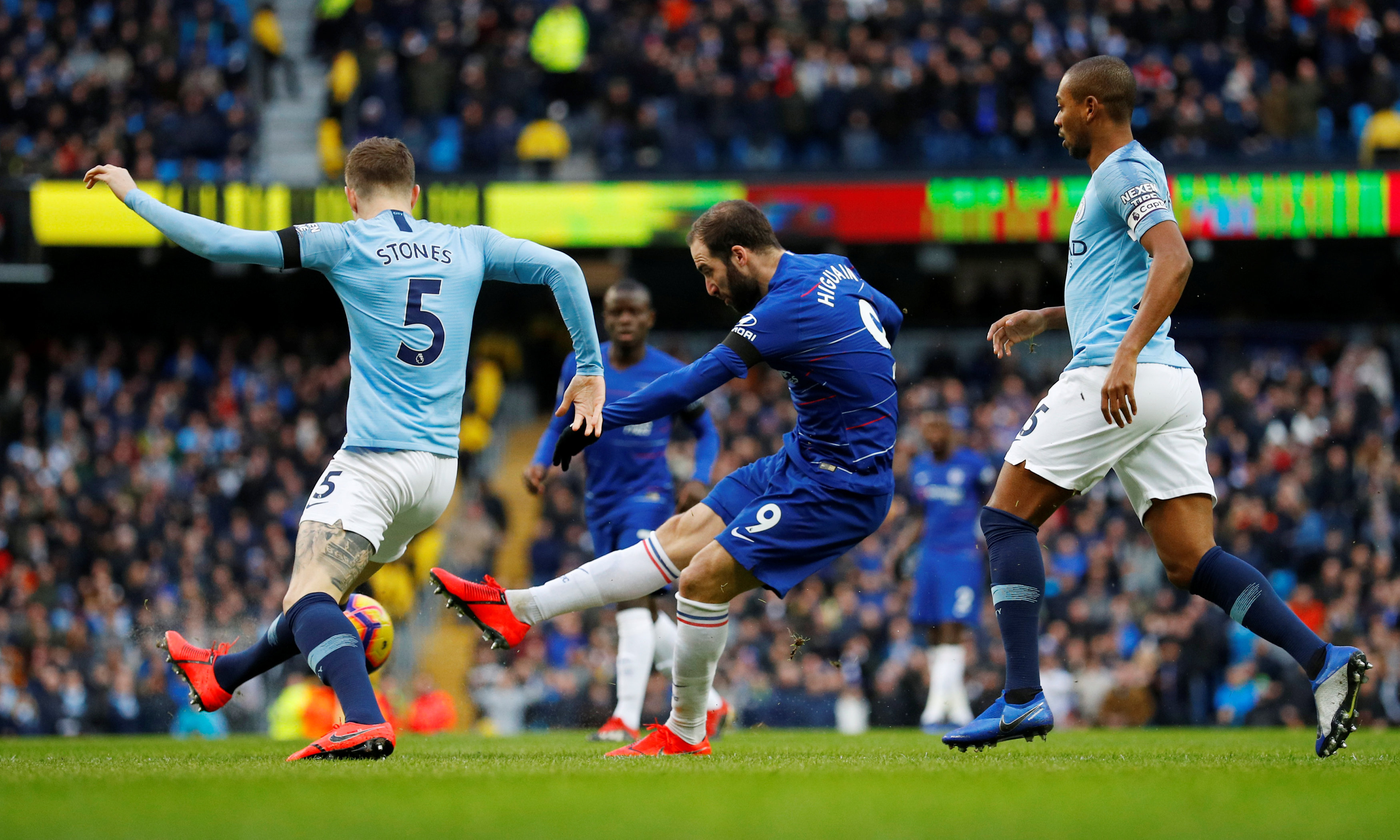 西甲：马竞2-1击败格拉纳达 保持争冠希望