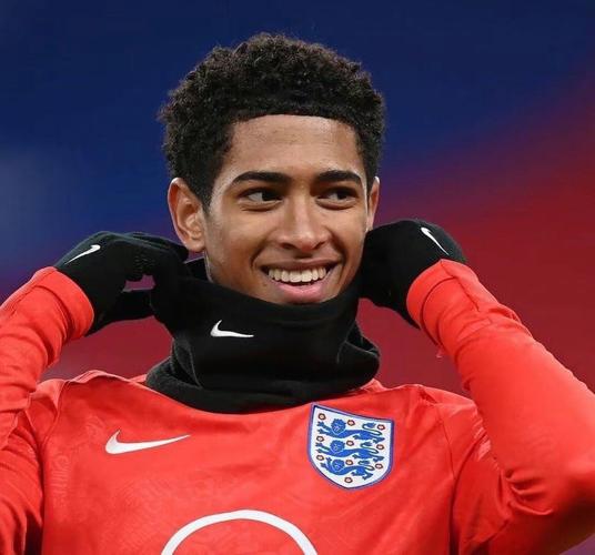 下半场继续委以重任！斯普利特针对指导杨瀚森