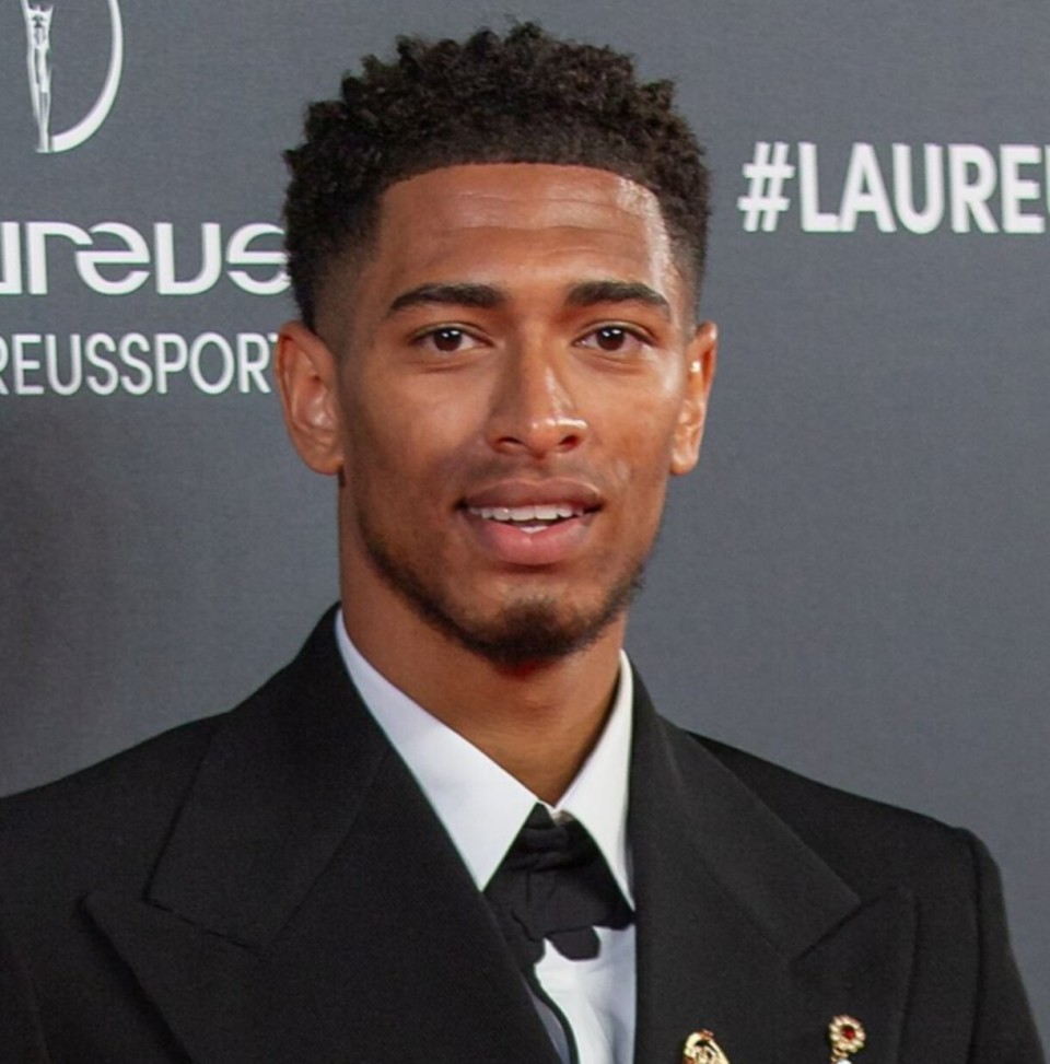 弗利克双喜临门：费尔明和德容回归