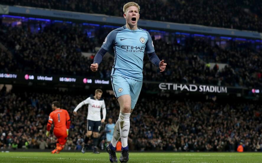 荷兰客战波兰：范戴克、廷贝尔、加克波首发，莱万出战